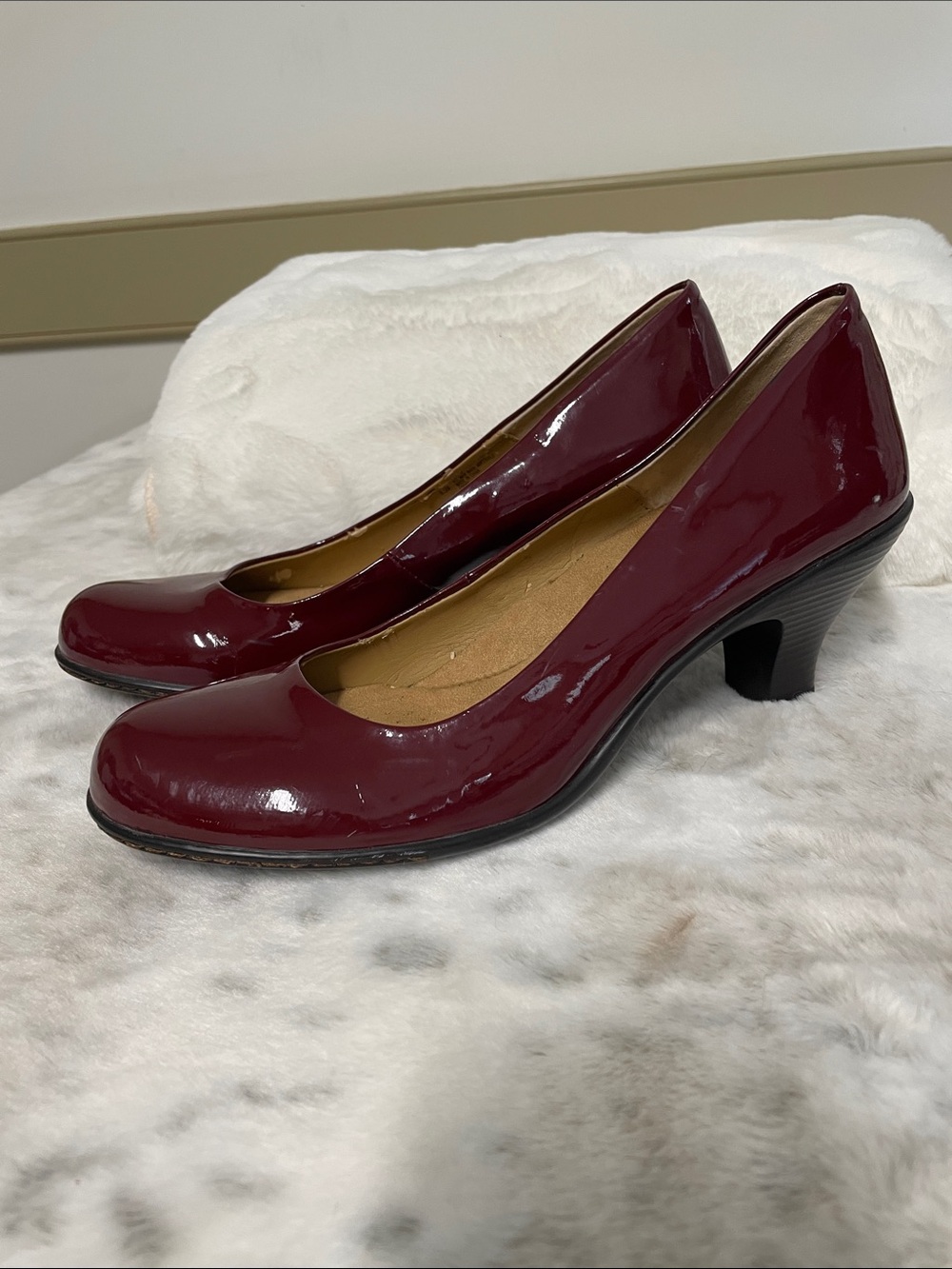 Soft spot Classic Patent Leather Burgundy Pumps 8 1/2